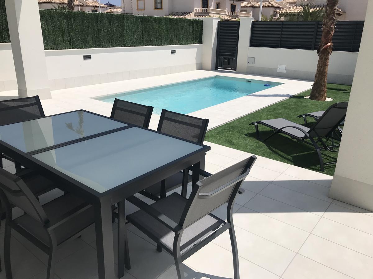 Villa Deluxe La Marina Beach Alicante Bagian luar foto