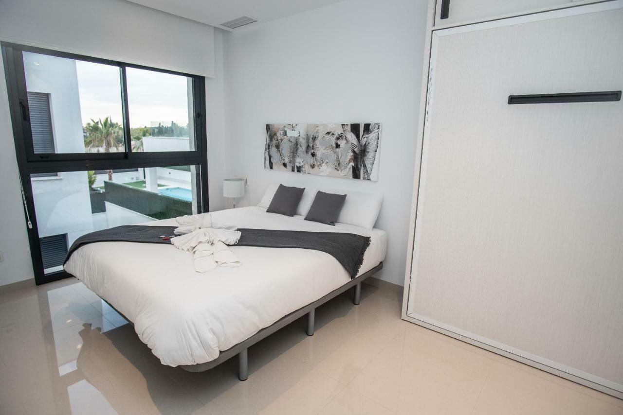 Villa Deluxe La Marina Beach Alicante Bagian luar foto